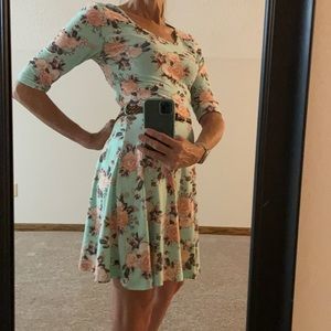 4/$24🦩 Rue 21 Floral Dress Half-Sleeve Small Mint w/ Belt
